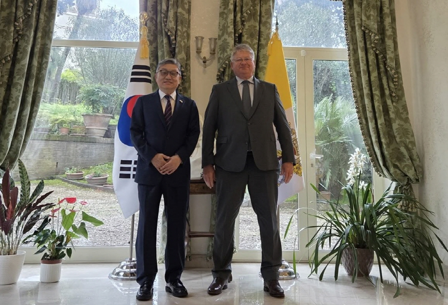 신형식 대사, 칼 독일대사 초청 관저 오찬(3.26) 